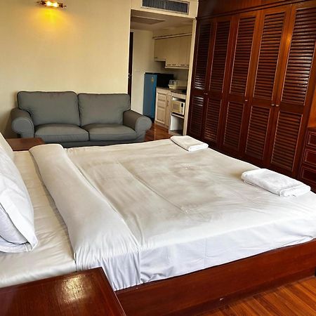 Omni Tower Cozy Apartments By Direct Rooms Bangkok Exterior photo