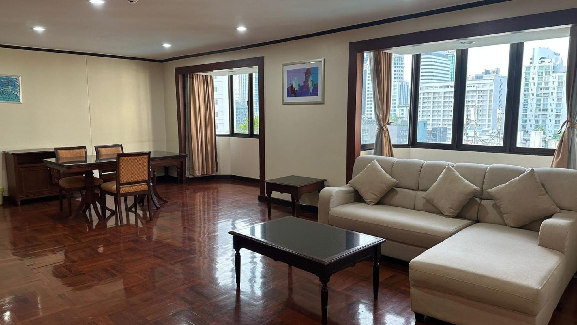 Omni Tower Cozy Apartments By Direct Rooms Bangkok Exterior photo