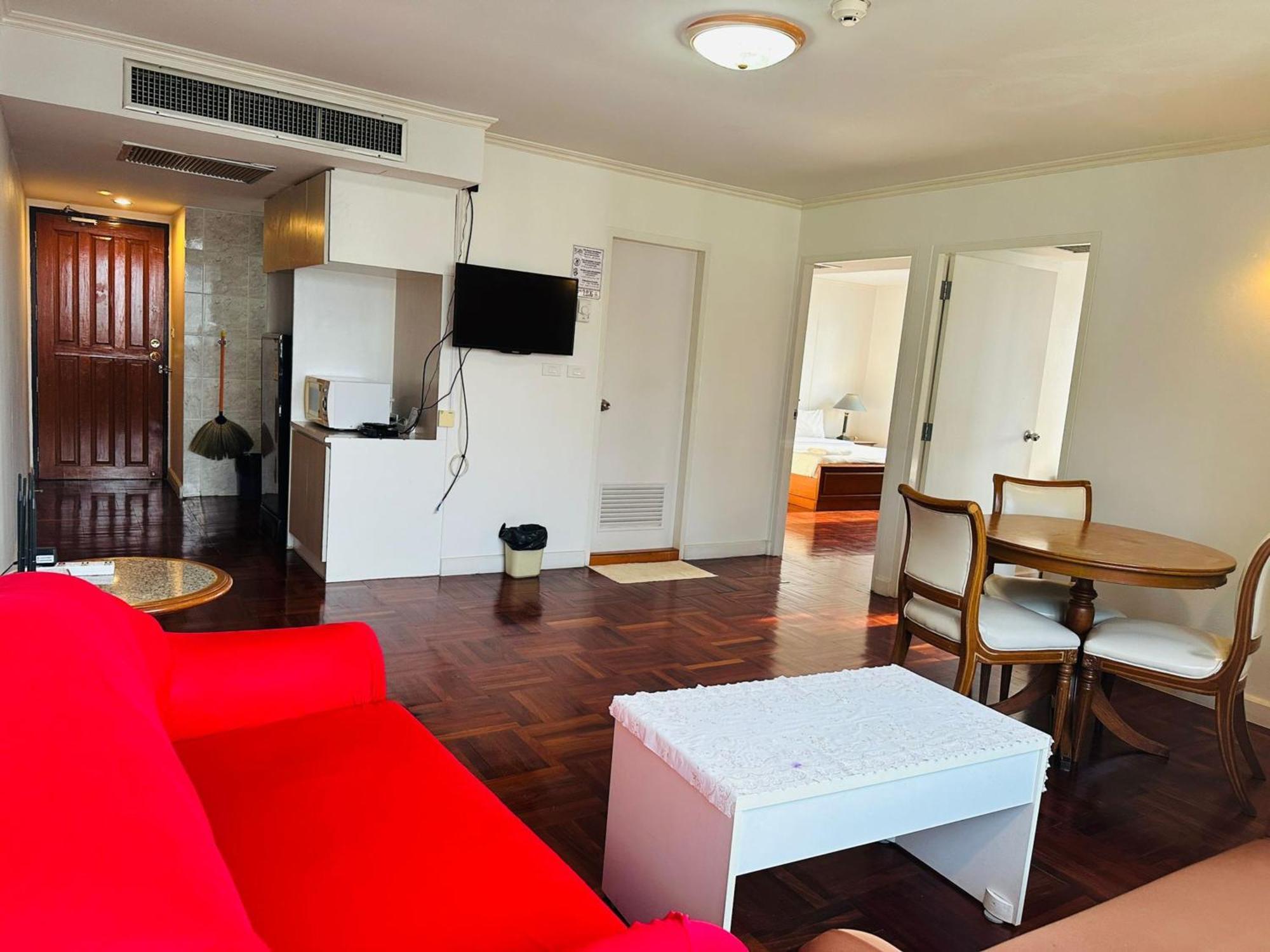 Omni Tower Cozy Apartments By Direct Rooms Bangkok Exterior photo
