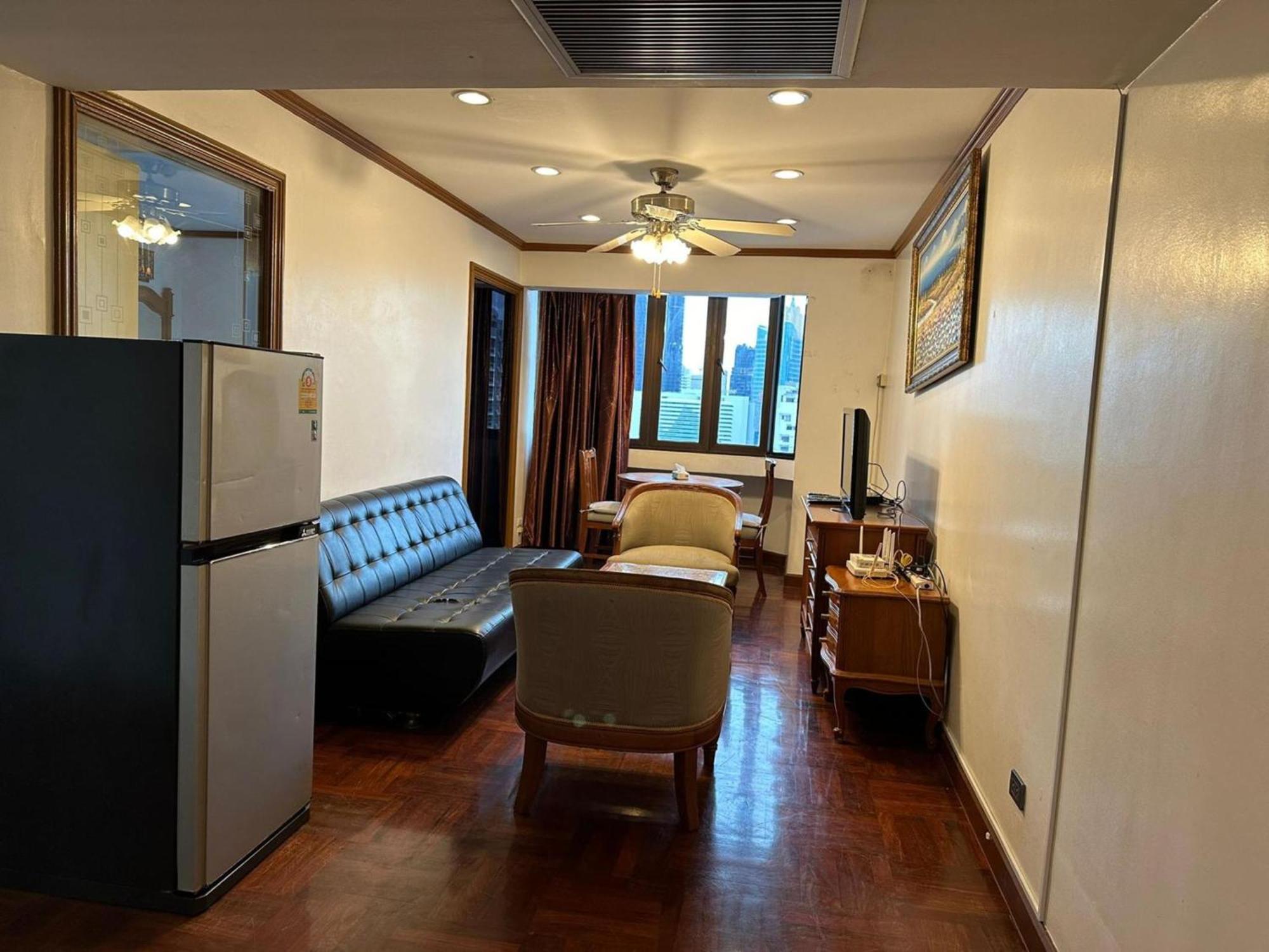 Omni Tower Cozy Apartments By Direct Rooms Bangkok Exterior photo