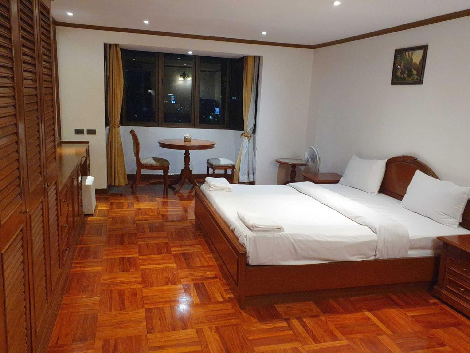 Omni Tower Cozy Apartments By Direct Rooms Bangkok Exterior photo