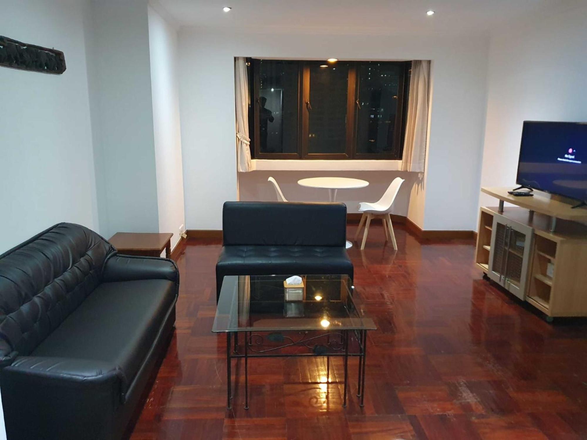 Omni Tower Cozy Apartments By Direct Rooms Bangkok Exterior photo