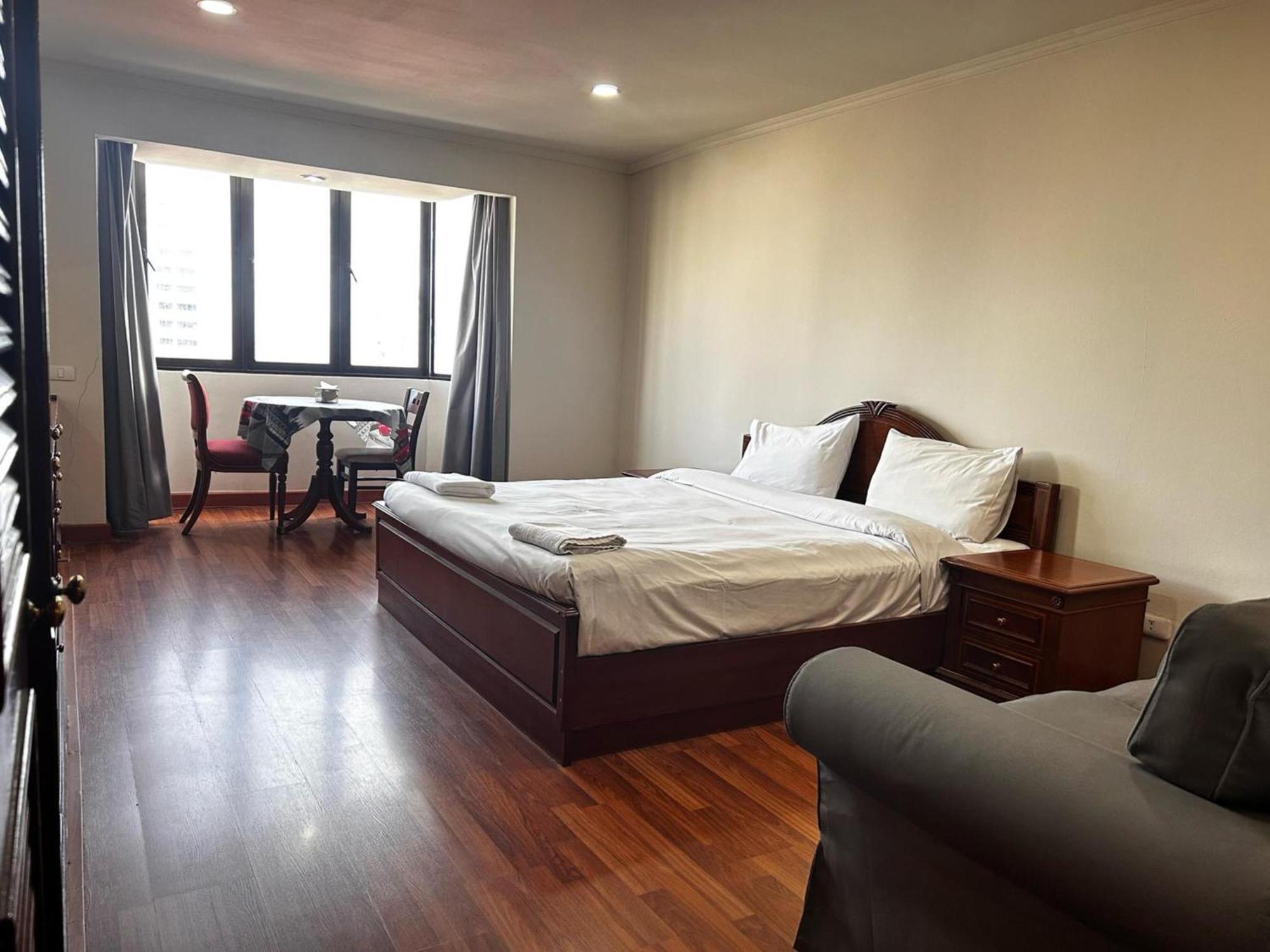 Omni Tower Cozy Apartments By Direct Rooms Bangkok Exterior photo